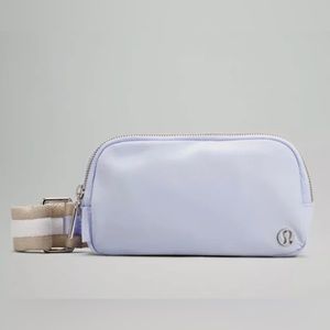 Lululemon Everywhere Crossbody Bag in Pastel Blue/Raw Linen